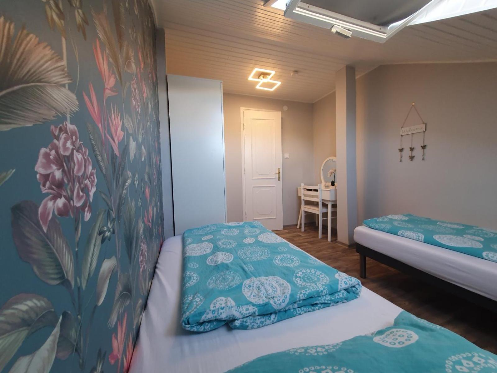 Lara Apartments Шіофок Екстер'єр фото