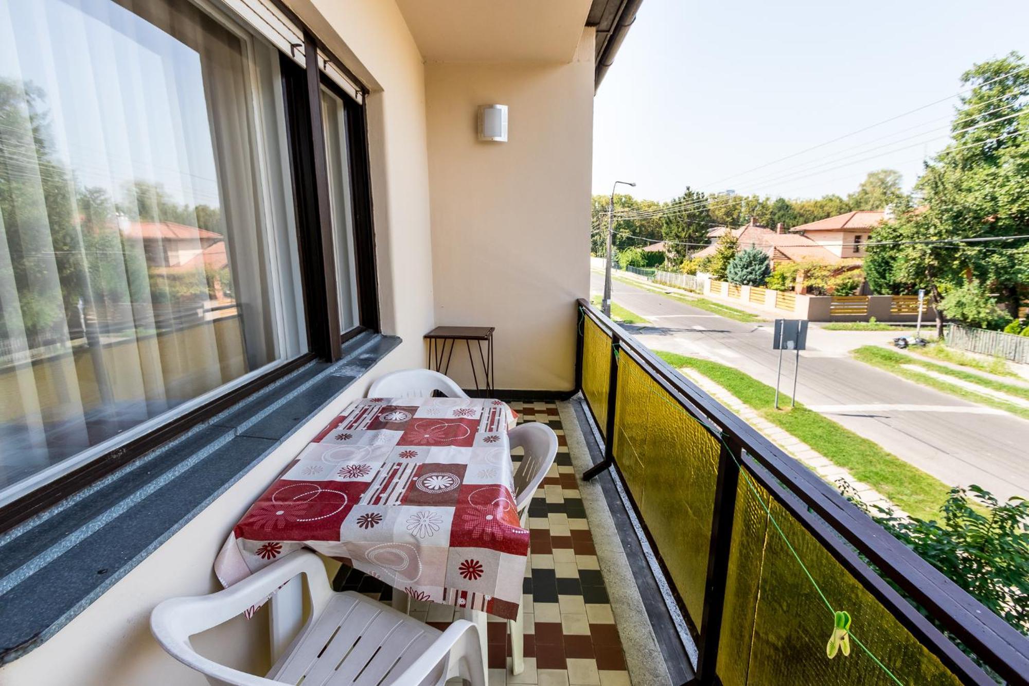 Lara Apartments Шіофок Екстер'єр фото